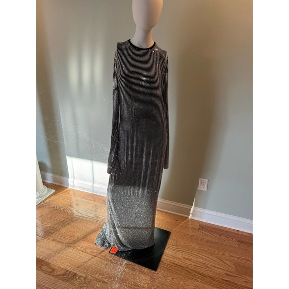 Mach & Mach Crystal Bow & Glass-Embroidered Gown. Size 40 (US 8) - Picture 11 of 13